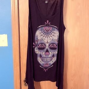 Sugar skull shark bite tank